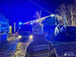 251206 TH Fahrzeug In Wasser 13