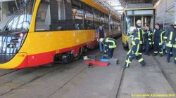 20121201 Straßenbahn Heben 07